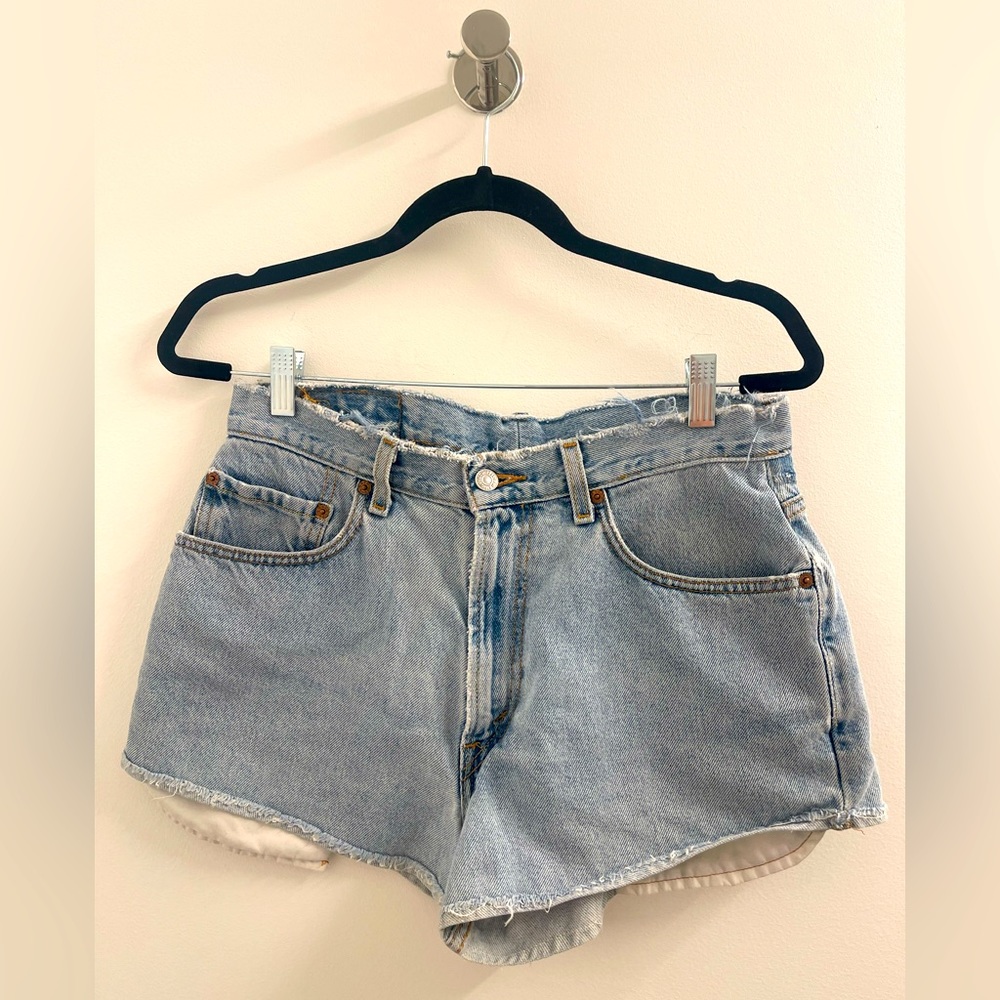 Vintage 90s Levi 550 Cut Off Denim Shorts